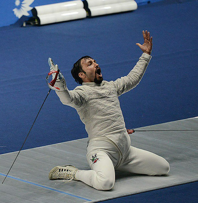 Mojtaba Abedini celebrating victory